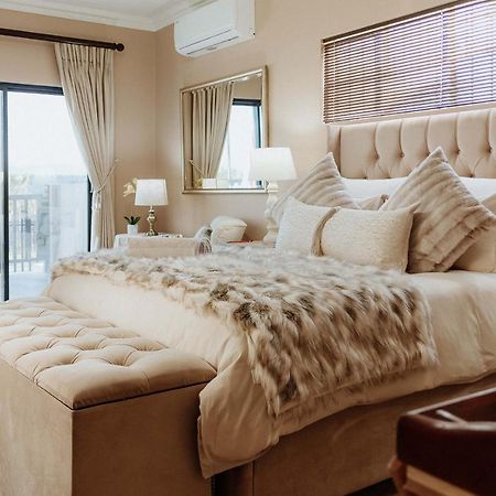 Mountain View Guesthouse Vanrhynsdorp Екстер'єр фото