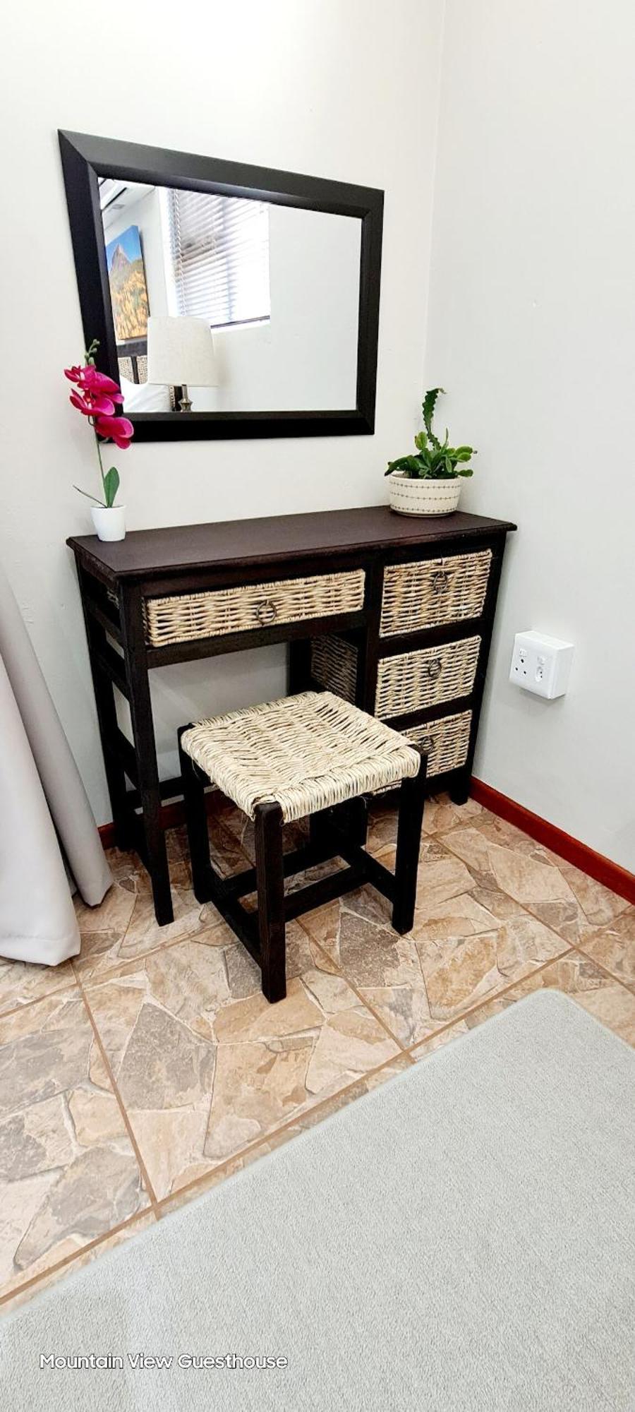Mountain View Guesthouse Vanrhynsdorp Екстер'єр фото