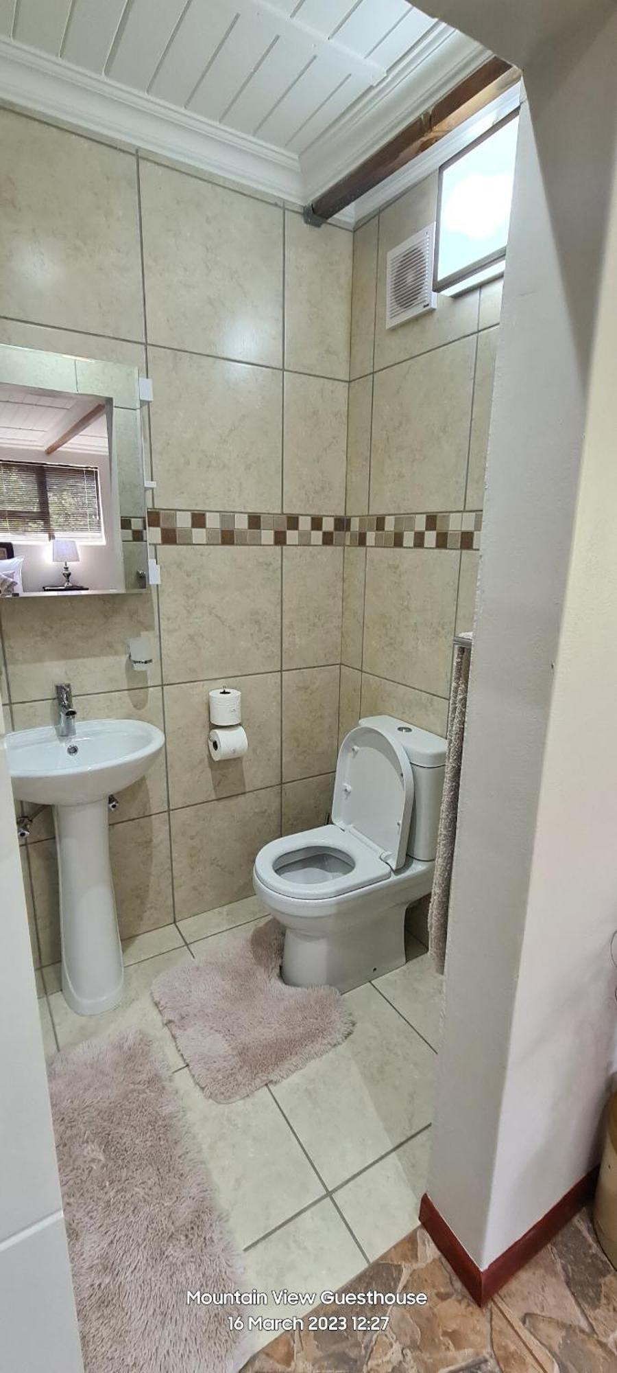 Mountain View Guesthouse Vanrhynsdorp Екстер'єр фото