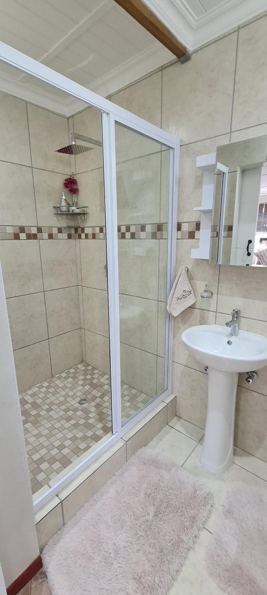 Mountain View Guesthouse Vanrhynsdorp Екстер'єр фото